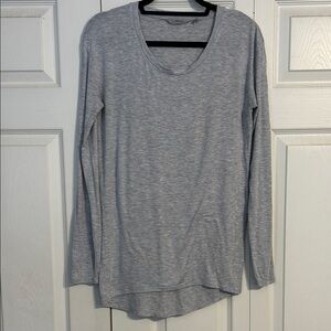 ATHLETA Size X-Small Light Gray Long Sleeve Women's T-Shirt Modal Athleisure